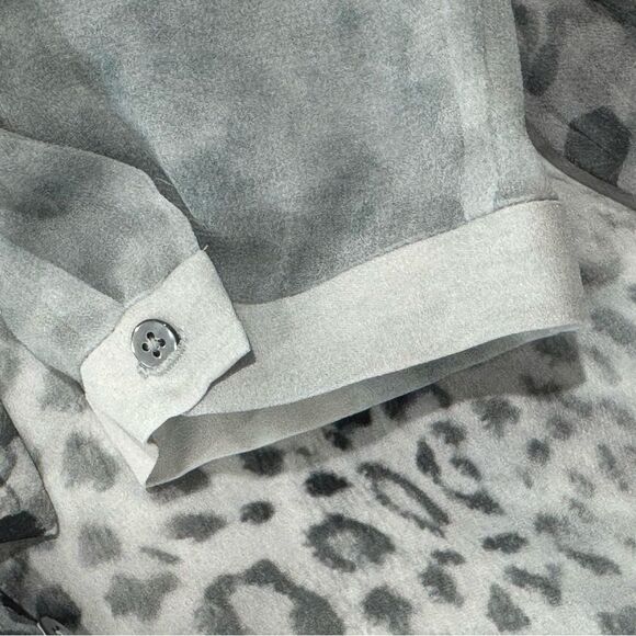 ELIE TAHARI MIRAGE CHEETAH BUTTON DOWN SHIRT - Picture 11 of 13